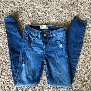 2 pairs of Abercrombie kids jeans size 11-12 slim